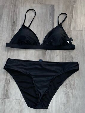 Hurley 2 piece swimsuit XL